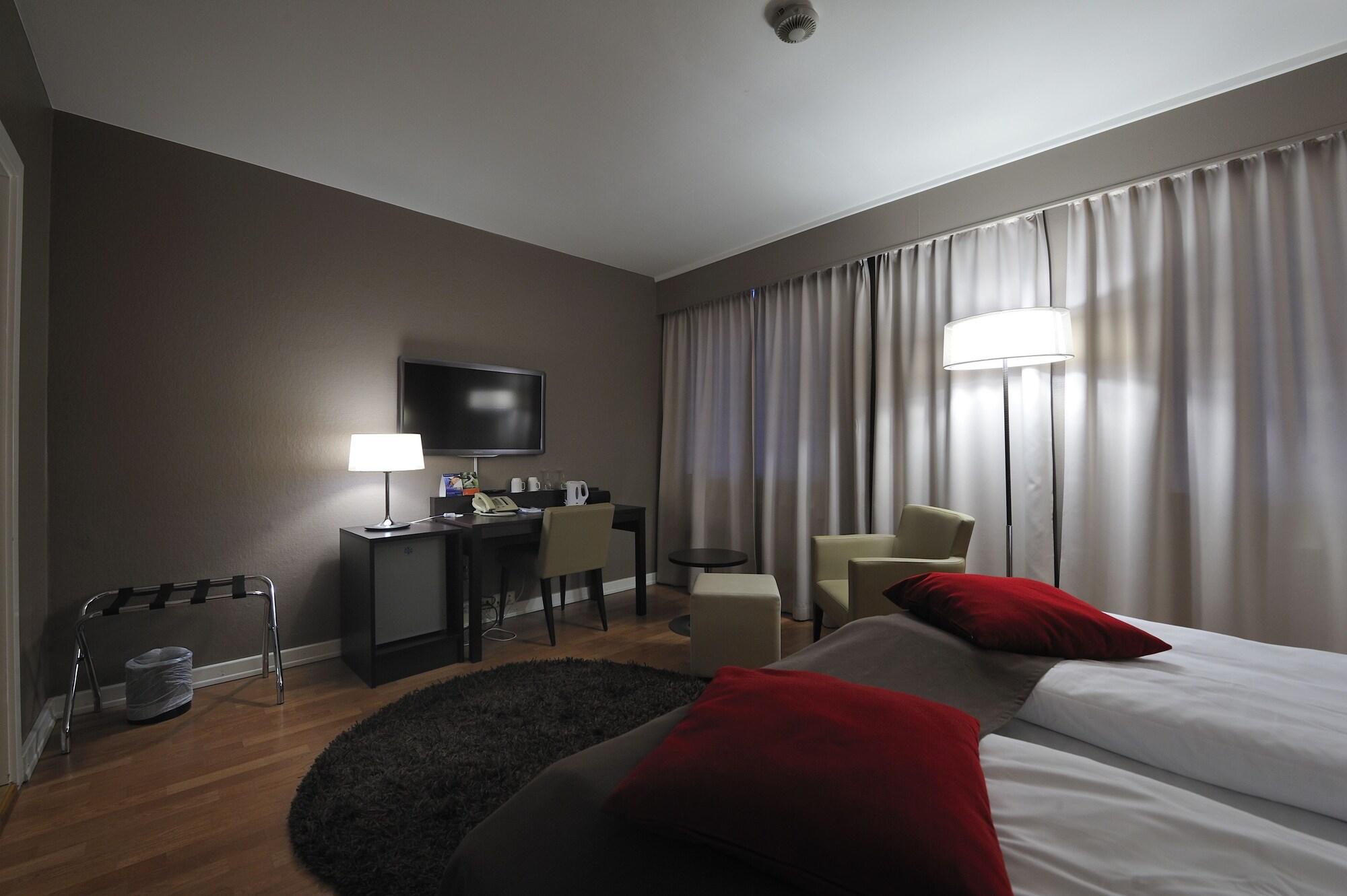 Quality Hotel Grand Royal Narvik Exterior photo
